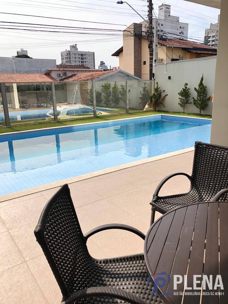 Apartamento à venda com 2 quartos, 73m² - Foto 2