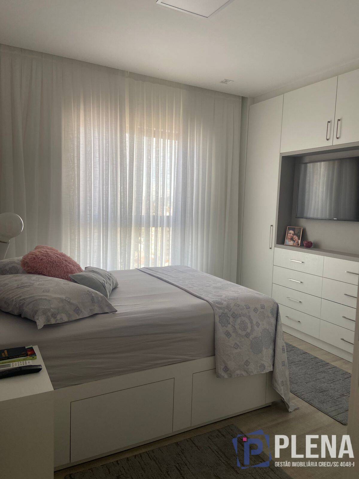 Apartamento à venda com 2 quartos, 73m² - Foto 17